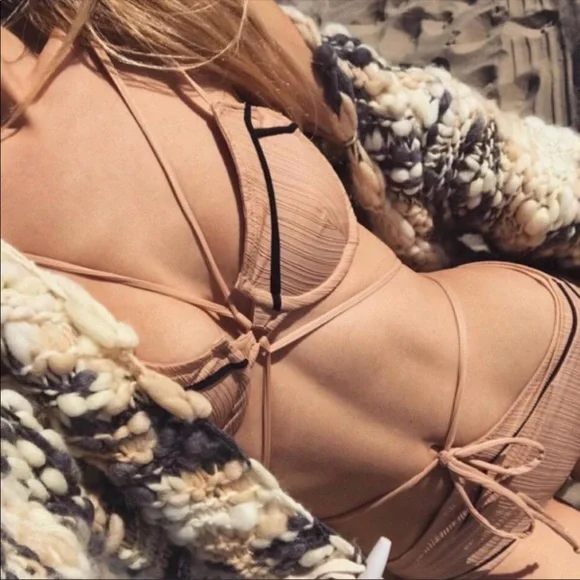 for love and lemons bikini top - Picture 2 of 5